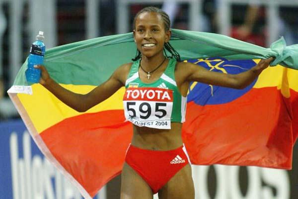 Meseret Defar celebrates winning the 3000m final in Budapest (Getty Images)