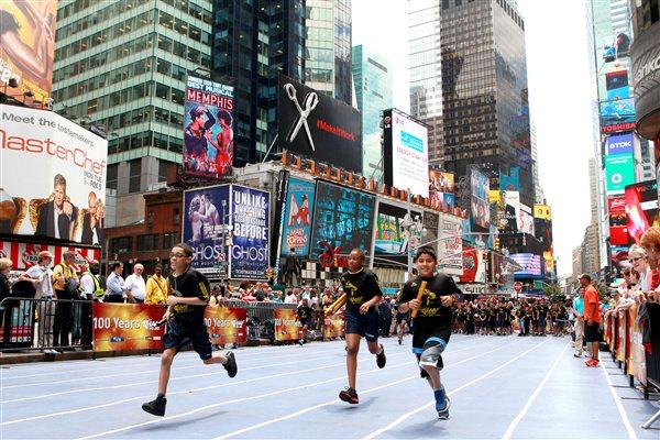 Celebrating the IAAF Centenary in New York (Victah Sailer)