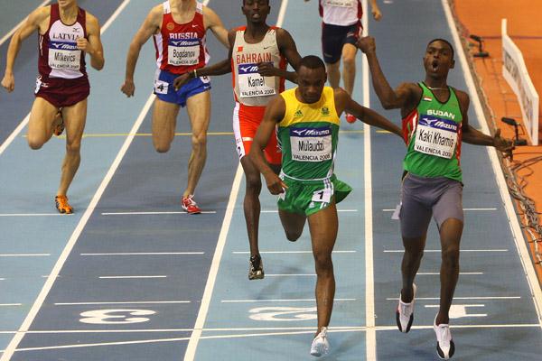 Abubaker Kaki wins the men's 800m (Getty Images)