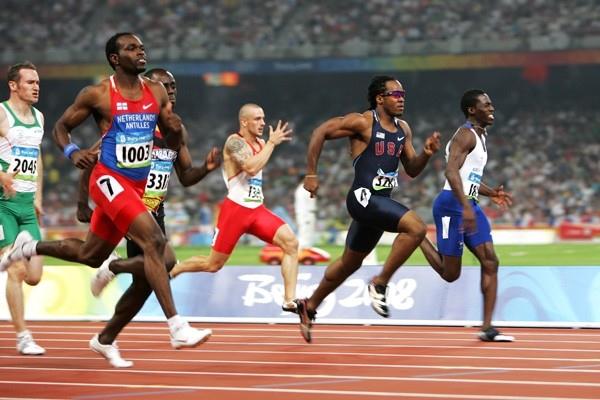 Churandy Martina, Walter Dix, Brian Dzingai and Christian Malcolm take the top four spots in the 200m semi final (Getty Images)