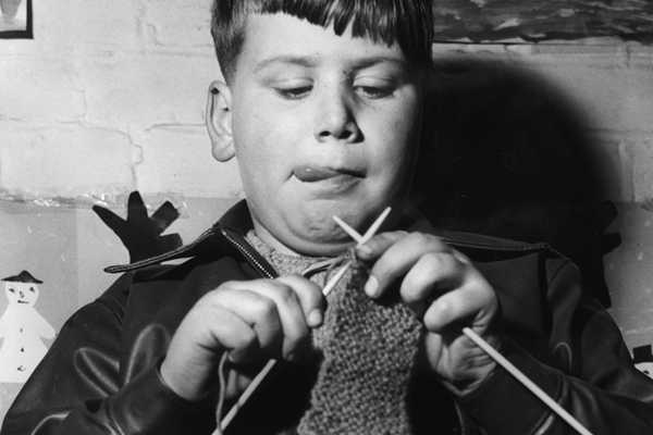 Knitting ()