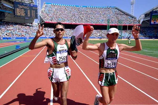 Mexico's Noe Hernandez (silver) and Bernard Segura (dq) at the Sydney Olympics (Getty Images)