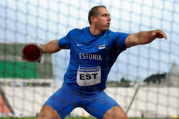 Gerd Kanter spins to victory in Budapest (Hasse Sjogren / DECA Text&Bild)