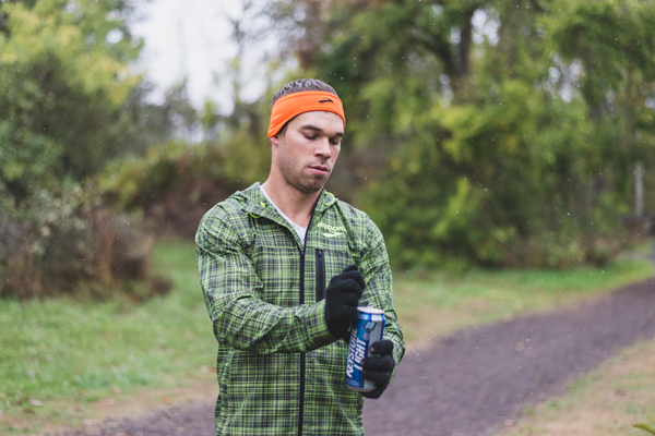 Nick Symmonds () Nick Symmonds ()