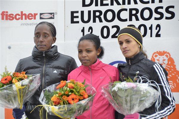 Diekirch women's podium: runner-up Etenesh Diro, winner Almensh Belete and Fatiha Benchatki (Rosch Kohl)