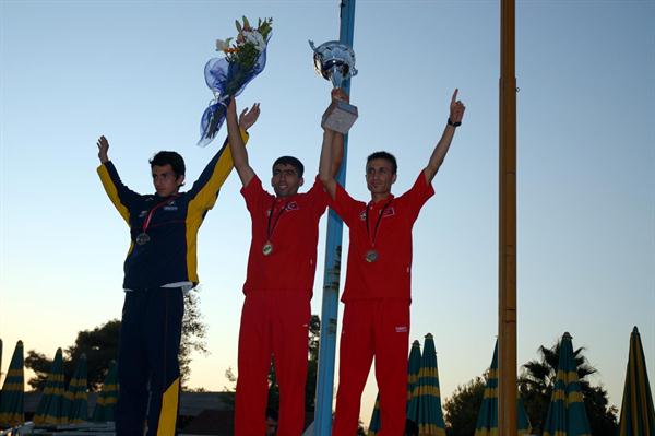 The junior men's podium at the 2011 World Mountain Running Championships in Tirana: Saul Padua Rodriquez (COL), Adem Karagoz (TUR) and Murat Orak (TUR) (Nancy Hobbs)