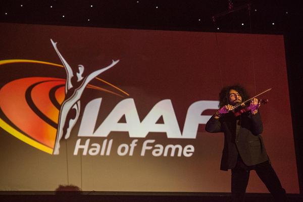 Violinist Ara Malikian on stage at the IAAF Centenary Gala in Barcelona (Philippe Fitte)