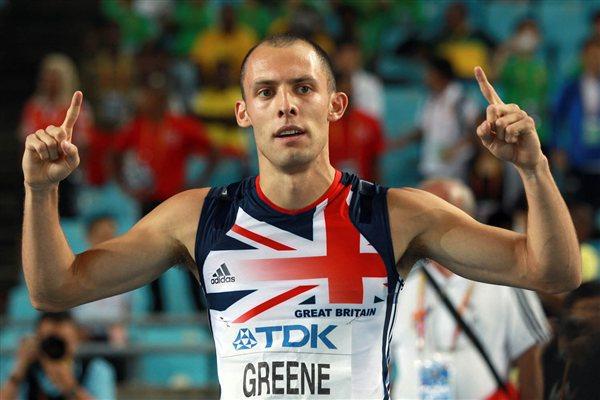 David Greene of Great Britain celebrates  his gold medal in the men's 400 metres hurdles final (Getty Images)