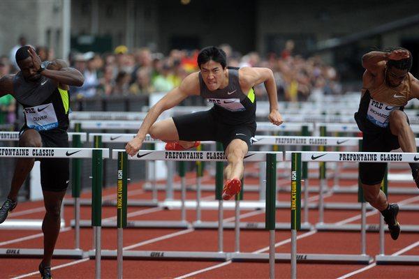 Liu Xiang powers to stunning 12.87sec (2.4m/s) 110m Hurdles victory in Eugene (Kirby Lee - Image of Sport)