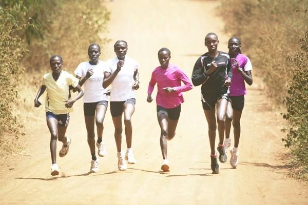 Kenya’s 8km champion Florence Kiplagat (extreme left) trains with her Kenya team senior women’s team mates (left to right) Pauline Korikwiang, Innes Chenonge, Linet Chepkurui, Anne Karindi and Linet Masai in Embu on the slopes of Mt Kenya (Elias Makori)
