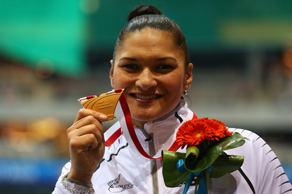 Valerie Adams () Valerie Adams ()