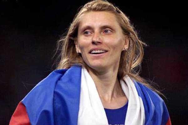 Irina Privalova (RUS) - 2000 Olympic 400m Hurdles Champion (Getty Images)