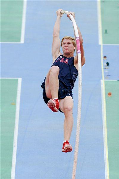Casey Bowen of United States competes during the Men's Pole Vault qualification round on the day one of the 14th IAAF World Junior Championships in Barcelona (Getty Images)