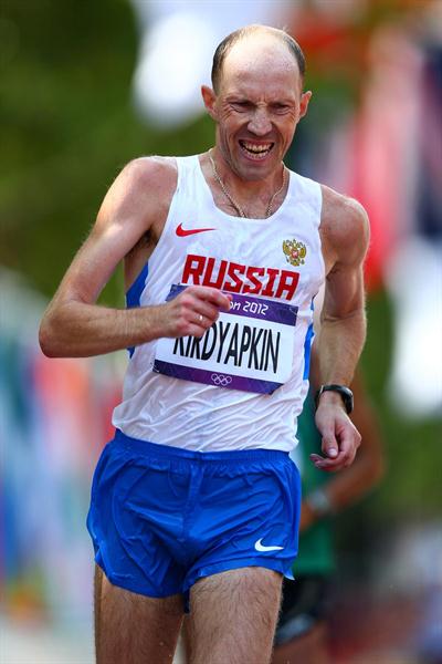 Sergey Kirdyapkin on the way to Olympic 50km gold in London (Getty Images)