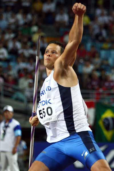 Tero Pitkamaki of Finland on his way to victory in the Javelin Throw Final (Getty Images)