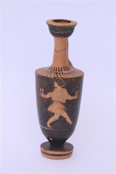 Attic Red-Figure Lekythos, Athens, Attica Vase - 5th Century BC: depicts an athlete holding jump weights (halteres) in preparation for the Long Jump (Olympic Gallery of Roberto Gesta de Melo )