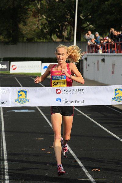 Kim Smith winning the Boston Half Marathon (Victah Sailer / PhotoRun)