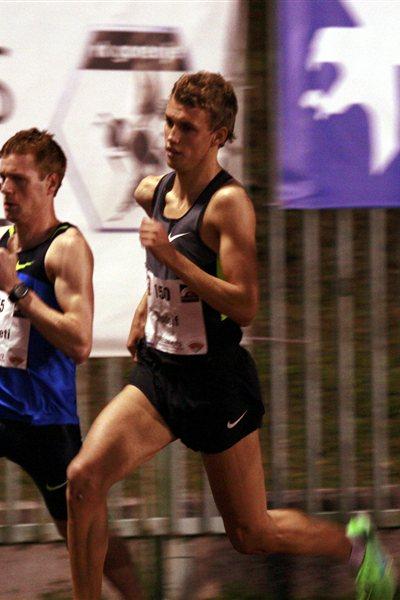 Žan Rudolf en route to his Slovenian national 800m record in Velenje (Bob Ramsak)