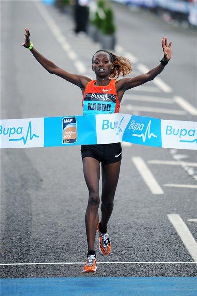Lucy Kabuu of Kenya wins the 2011 Great North Run (Mark Shearman)