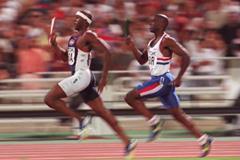 USA win the 4x400m final (IAAF.org)