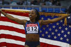 Gail Devers celebrates winning the 60m World Indoor title (Getty Images)