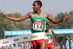 Bekele wins the Long Race (Getty Images)