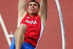 Igor Pavlov of Russia in the men's Pole Vault qualification (Getty Images)