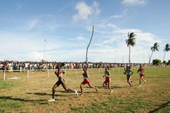 Kiplagat breaks away from her challengers in Mombasa (Getty Images)