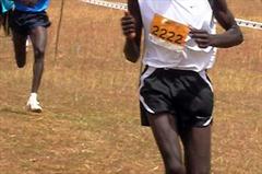 Matthew Kisorio running in Eldoret in the 2009 Discovery XC (David Macharia)