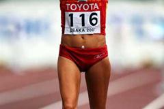Maria Vasco (ESP) crosses the line for bronze in the 20km Race Walk (Getty Images)