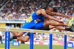 Fast! Aries Merritt edges Jason Richardson in the Birmingham high hurdles, 12.95 to 12.98 (Jean-Pierre Durand)