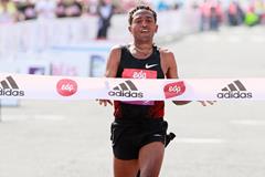 Another Lisbon win for Zersenay Tadese (Victah Sailer)