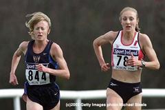 Paula Radcliffe and Deena Drossin in action (© Allsport)