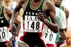 Benjamin Limo on his way to the 1999 World XC short course title (Getty Images)