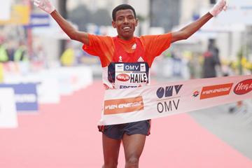 Haile Gebrselassie in Vienna (Jean-Pierre Durand)