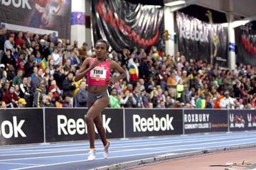 Another solo run for Tirunesh Dibaba in Boston (Victah Sailer)