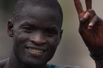 Abel Kirui celebrates winning his second World Marathon title (Getty Images)