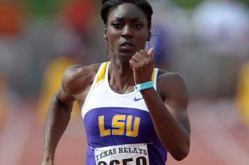 Fast dash for Kimberlyn Duncan in Austin (Kirby Lee)