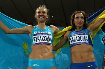 Gold medalist Olga Rypakova of Kazakhstan and bronze medalist Olha Saladuha pose afte competing in the Women's Triple Jump on Day 9 of the London 2012 Olympic on 5 August 2012 (Getty Images)