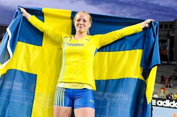 Sofi Flinck of Sweden celebrates after winning the gold medal during the Women's Javaline Throw final on the day two of the 14th IAAF World Junior Championships in Barcelona 11 July 2012 (Getty Images)