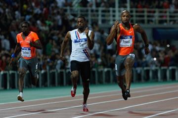 Tyson Gay comes through strong at the end to defeat Asafa Powell in the men's 100m in Thessaloniki (Getty Images)