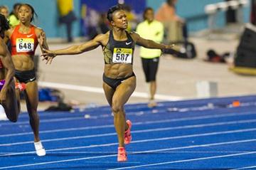 10.81 world leader for Carmelita Jeter in Kingston (Errol Anderson - The SportingImage.net)