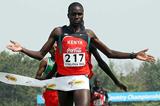 Mangata Ndiwa wins the junior men's race for Kenya (Getty Images)