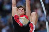 Oleg ZERNIKEL of Germany in action during the Boys Pole Vault final - Day Five - WYC Lille 2011 (Getty Images)