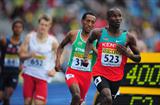 Leonard KIRWA KOSENCHA of Kenya (R) in action during the Boys 800 metres semi final - Day Two - WYC Lille 2011 (Getty Images)