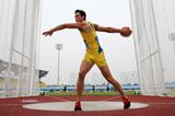 Bjorn Barrefors of Sweden in action during the Discus Throw of the men's Decathlon (Getty Images)