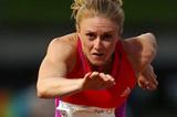 Sally Pearson in flight in Sydney (Getty Images)