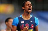 Gold medal winner Arman HALL of USA celebrates after winning the Boys 400 metres - Day Three - WYC Lille 2011 (Getty Images)