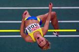 Kajsa Bergqvist (SWE) jumping in the 2002 European Indoor Championships (Getty Images)