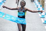 Strong debut and victory for Tirunesh Dibaba at the Great North Run (Mark Shearman)